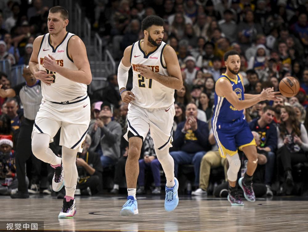 年轻球员加 年轻球员加